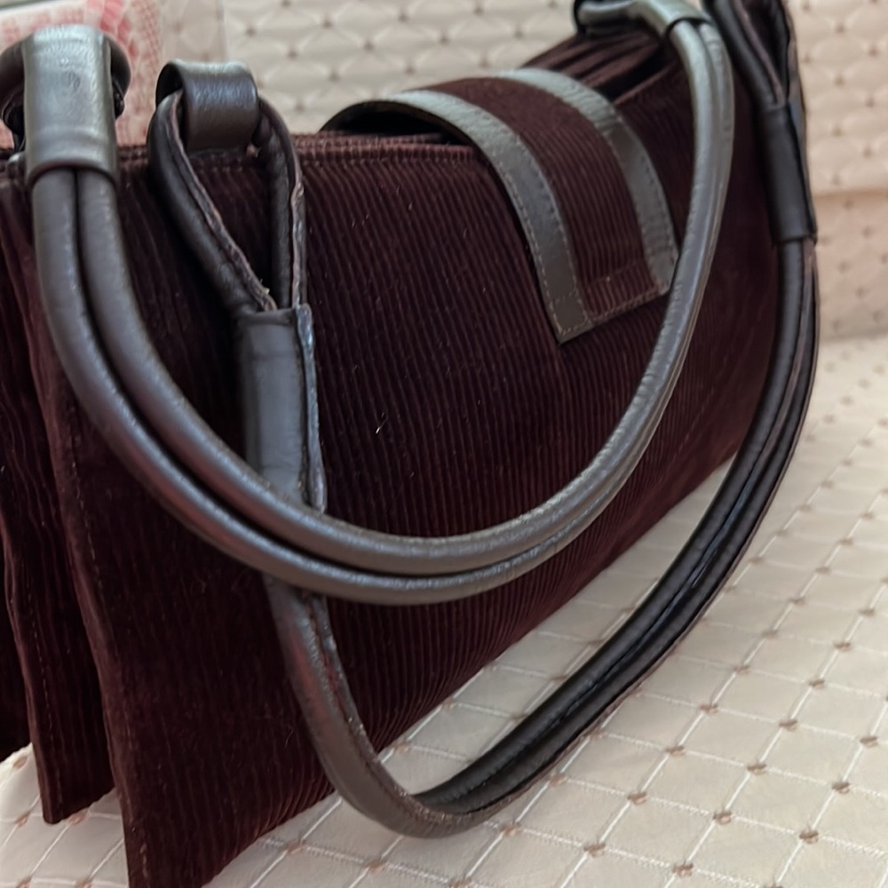 Brown corduroy handbag w/ metallic hardware - Picture 14 of 16
